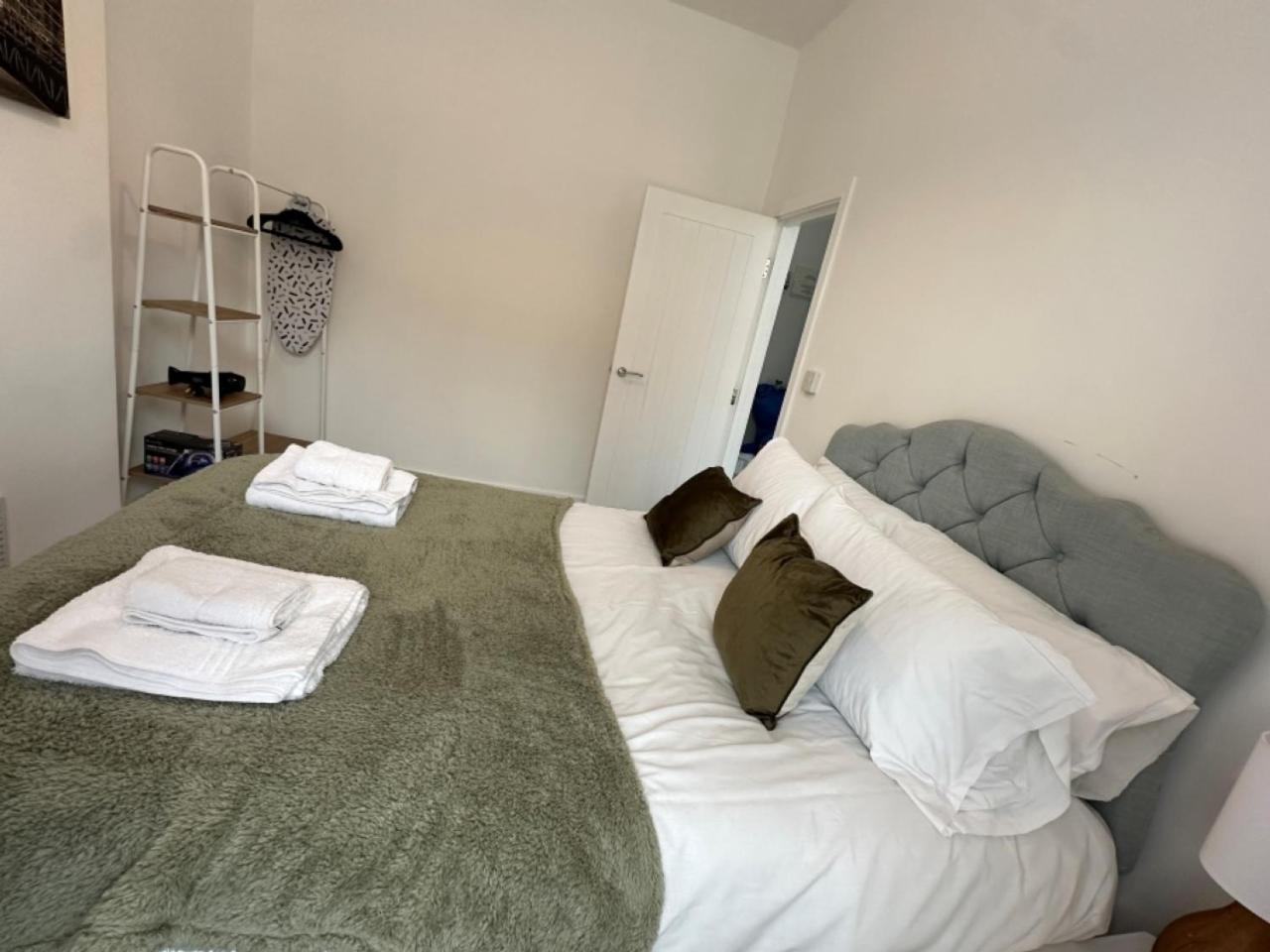 Studio Flat 2A Central Colwyn Bay Exterior photo